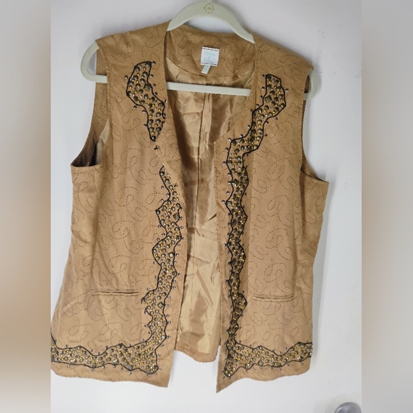 Tan and Black Embroidered Faux Suede 🦺 - Picture 1 of 9